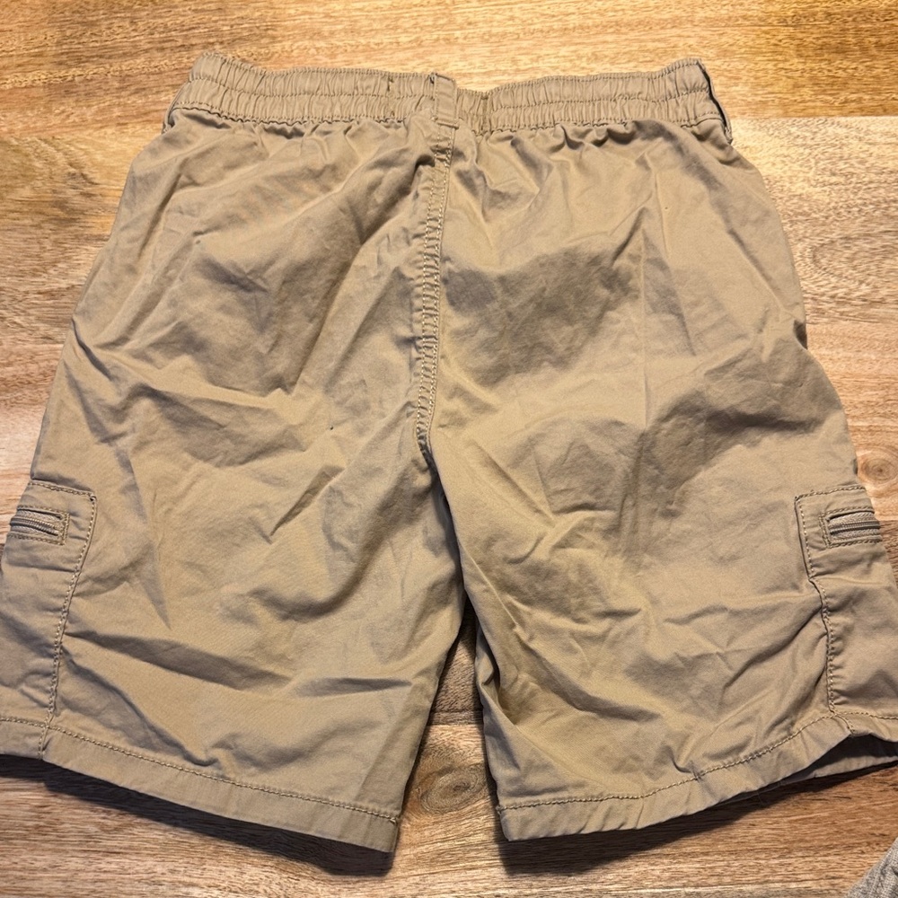 Boy’s Tan Cargo Shorts - Picture 2 of 3